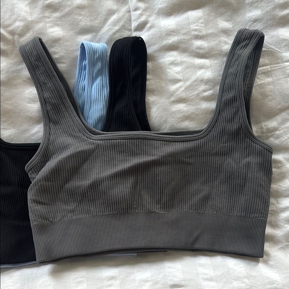 Set of Three Ribbed sports bras /bralettes / crop tops - Picture 3 of 7